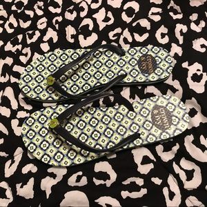 Crown & Ivy Flip Flops